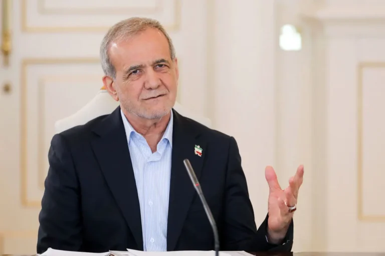 رئیس جمهور پزشکیان در همایش «در مسیر عدالت»: اگر عدالت را نقض و مرتکب ظلم شویم، نماز ما نیز باطل است
